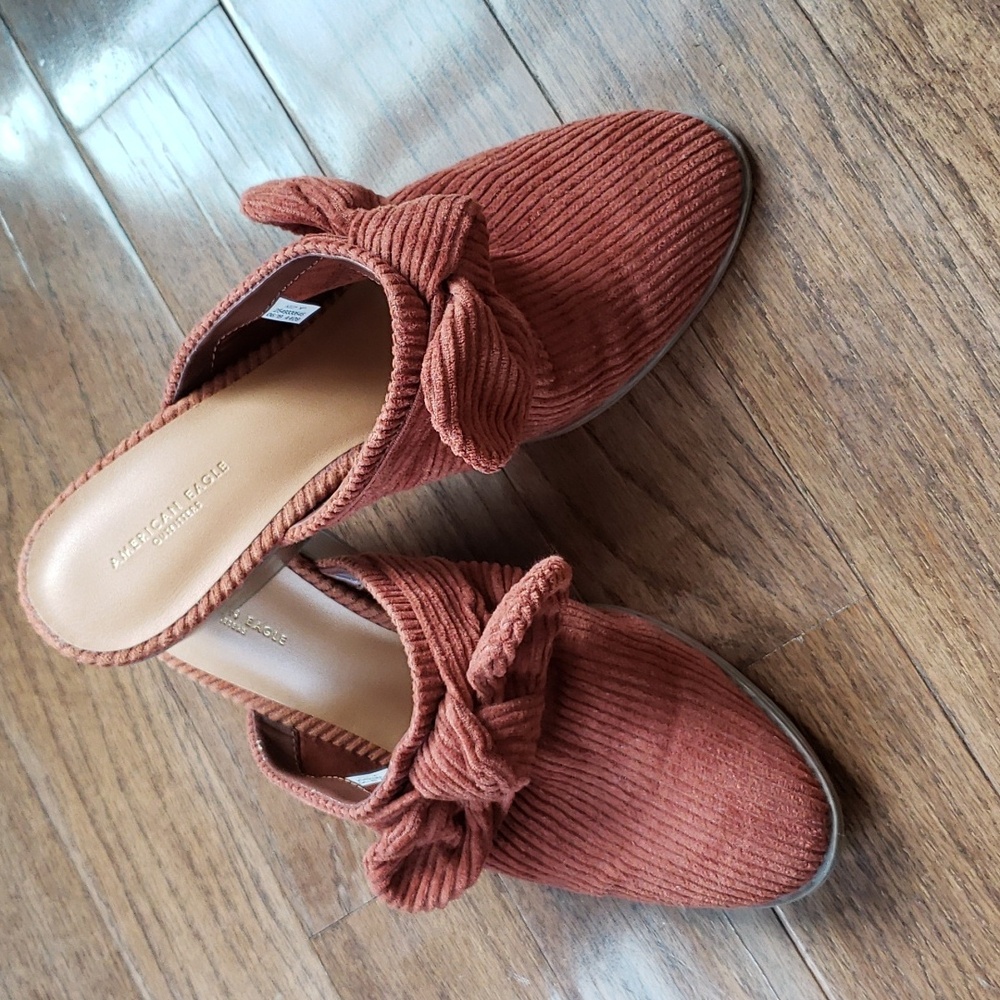 American Eagle Corduroy Rust Mule Shoes